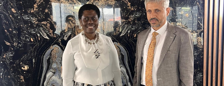   The President of the Supreme Council of  Resistance praises South Africa's honorable position towards the Palestinian   